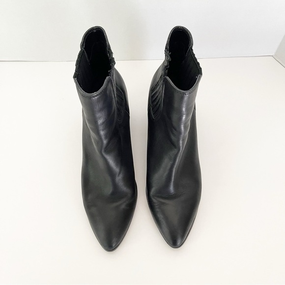Steve Madden Jaclyn Leather Boots Size 9.5  Block Heel In Classic Black Pull On - Picture 3 of 10